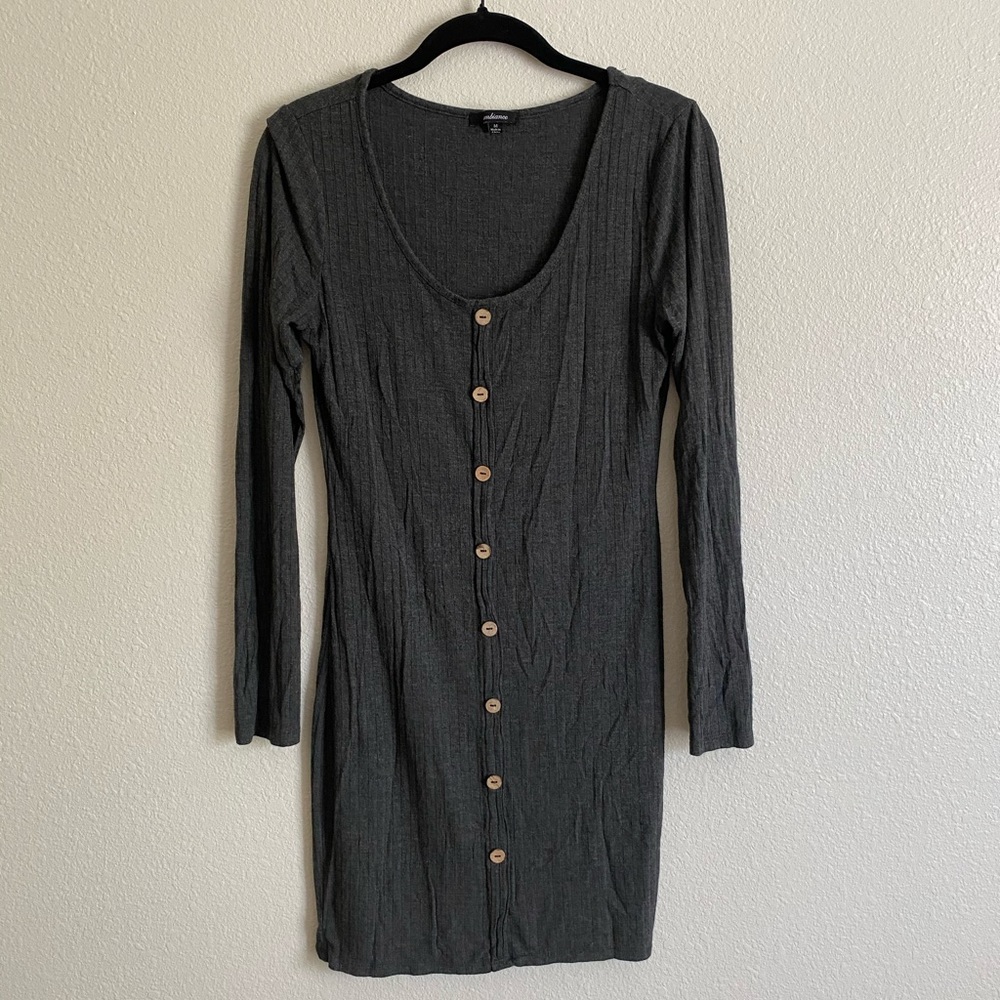 LONG SLEEVE RIBBED BODYCON DRESS